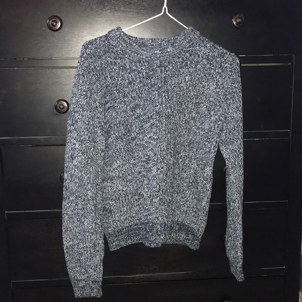 BASIC sweaters - Picture 4 of 4